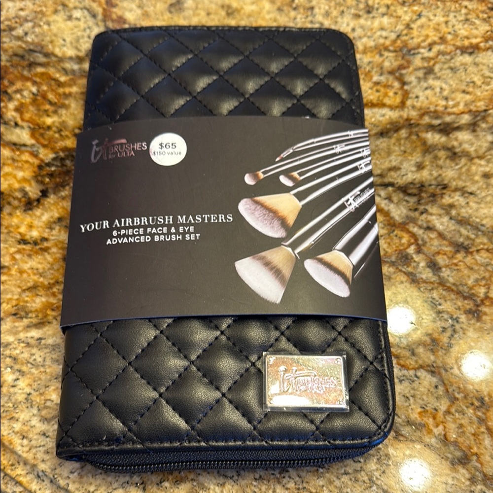 Airbrush Masters Quilted Brush Set *NEW*
